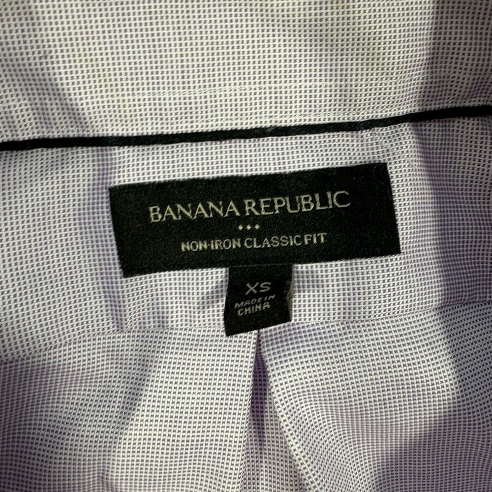 Banana Republic Men’s Classic Fit Button Down Shirt Light Purple Size XS - Picture 3 of 5